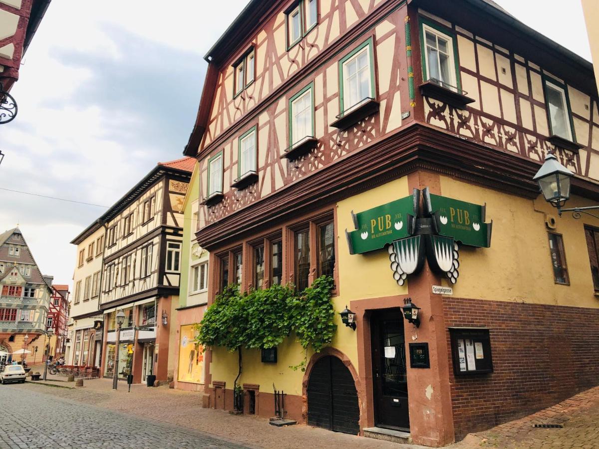 Pub 111 - Die Altstadt Unterkunft Miltenberg Extérieur photo